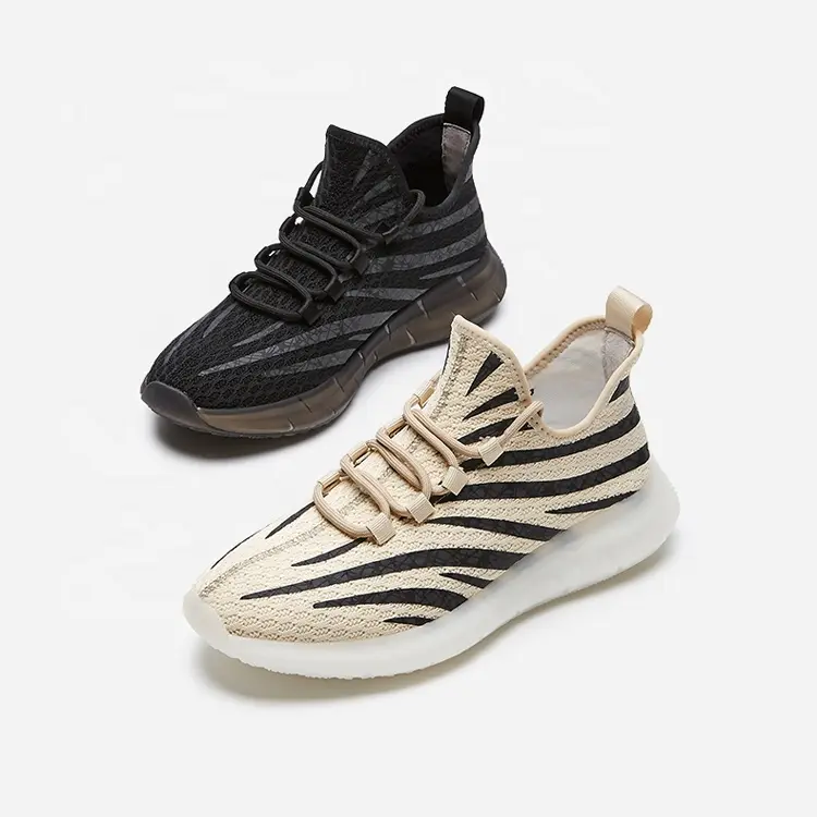 China Fashion Light Weight Anti-slip Walking Zapatos Sneakers Knit Casual Shoes for Men Women Featured Image